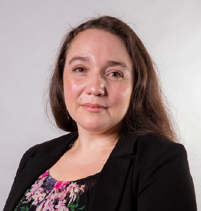 Dr. Paola Bustos