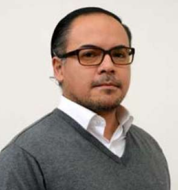 Dr. Roberto Rozas